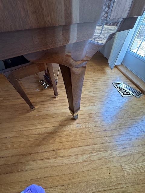 Wurlitzer Baby Grand Piano – Model G-411