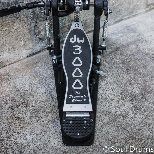 DW 3002 Double Bass Pedal