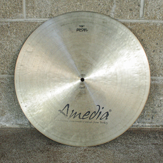 Amedia 19" Flat Ride