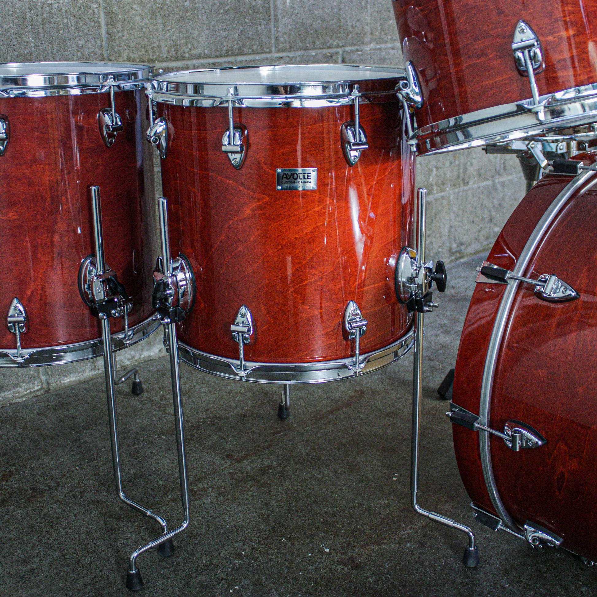 Ayotte Cherry Walnut Lacquer (8/10/12/14/15/22) Drum Kit