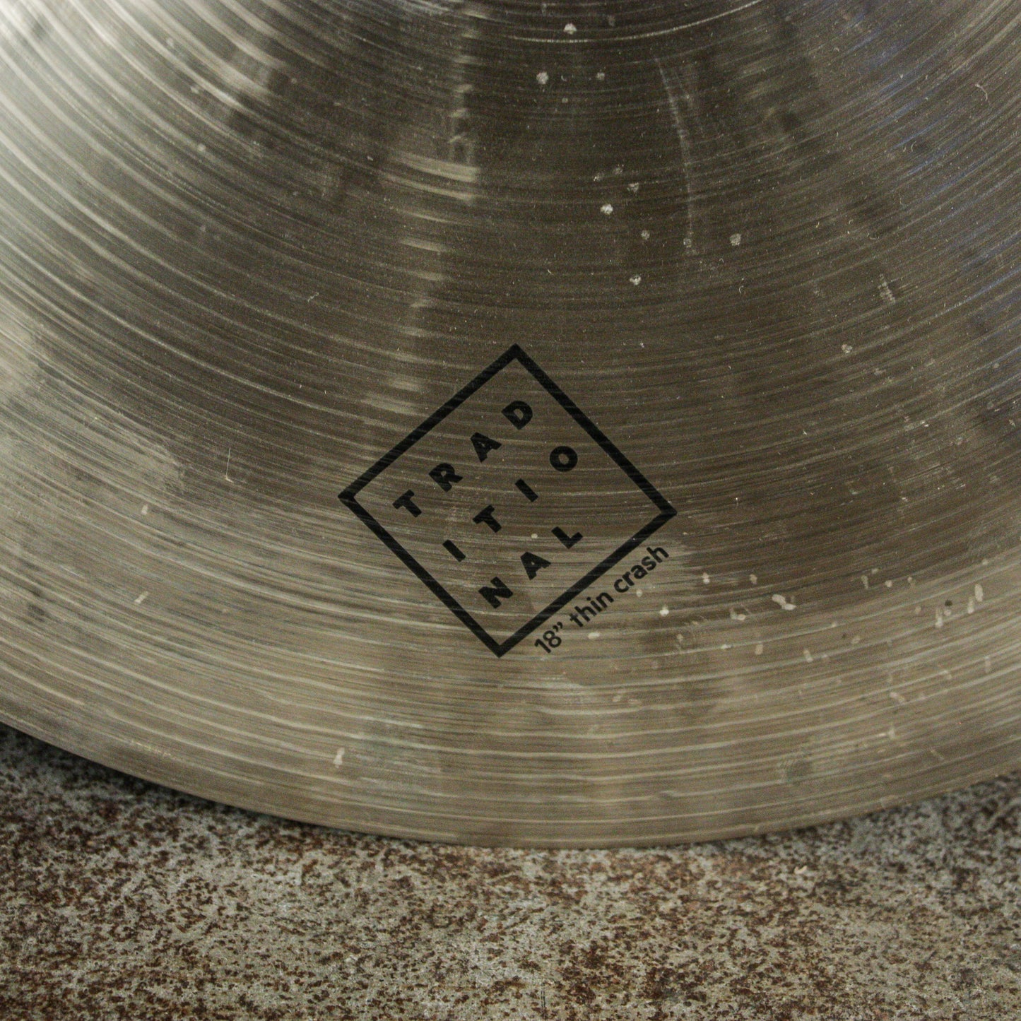 Istanbul Agop 18" Traditional Thin Crash