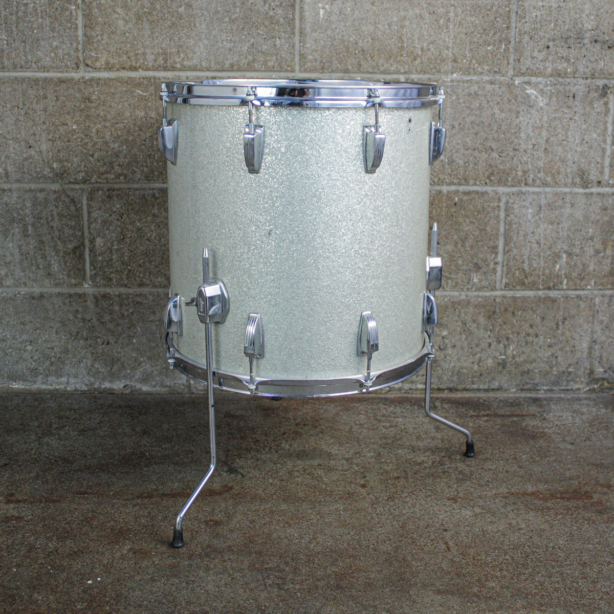 Ludwig 16" x 16" Vintage 1969 Silver Sparkle Floor Tom