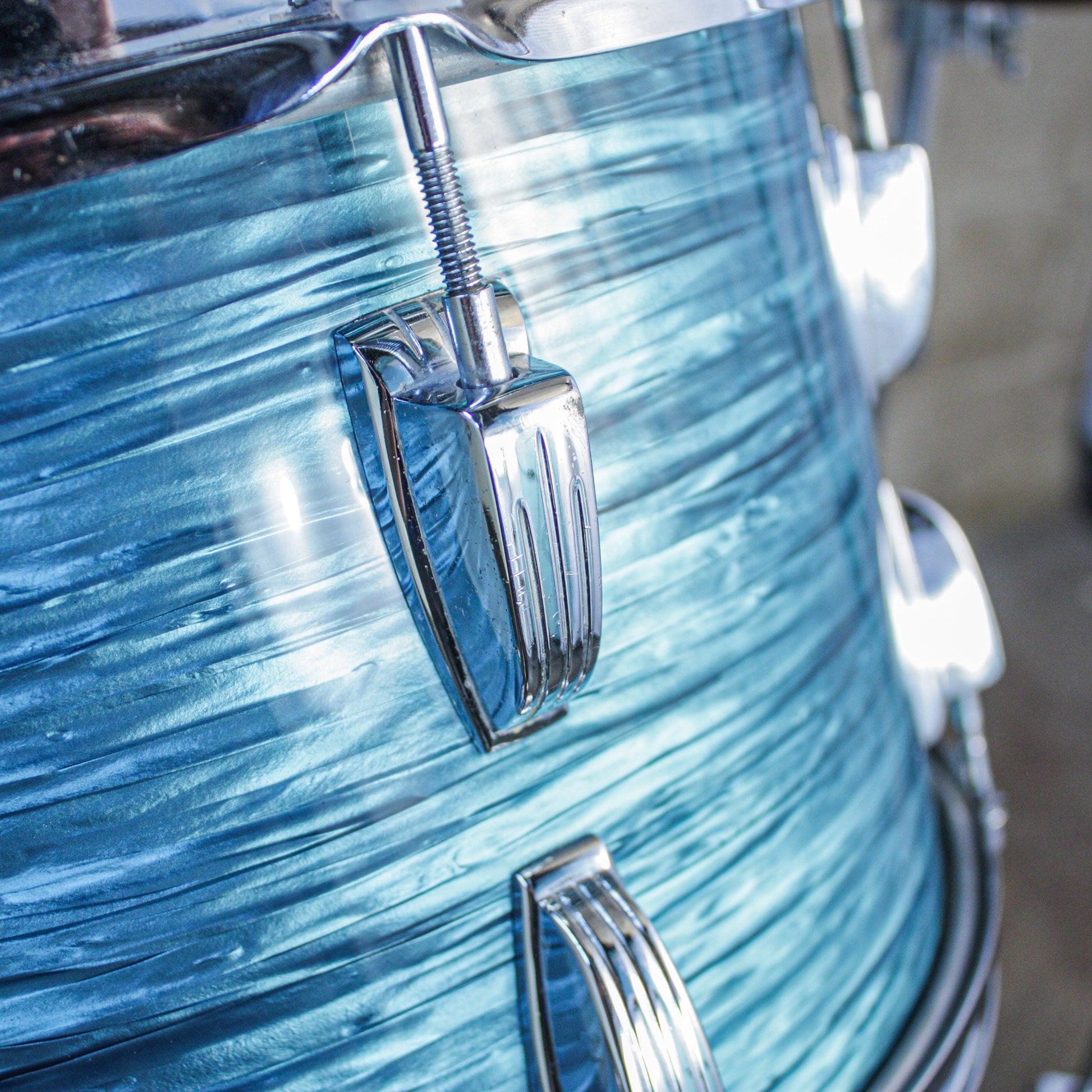 Ludwig 1977–78 Ludwig 4-Piece Drum Kit – Turquoise Oyster Rewrap – 6-Ply Maple – Netflix “Ginny & Georgia”