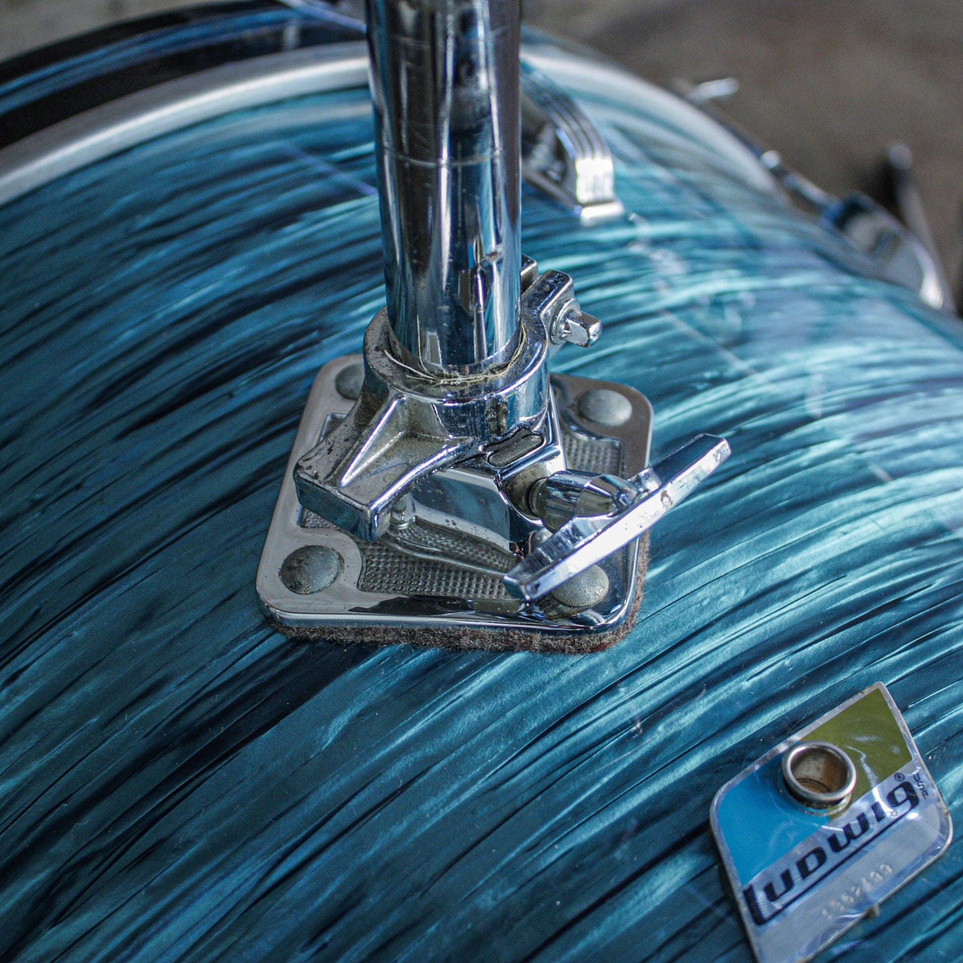 Ludwig 1977–78 Ludwig 4-Piece Drum Kit – Turquoise Oyster Rewrap – 6-Ply Maple – Netflix “Ginny & Georgia”