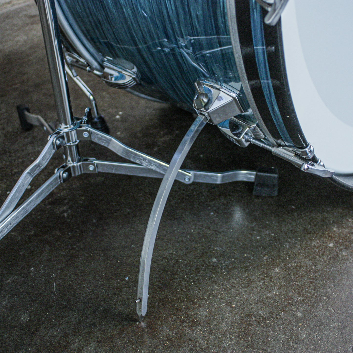 Ludwig 1977–78 Ludwig 4-Piece Drum Kit – Turquoise Oyster Rewrap – 6-Ply Maple – Netflix “Ginny & Georgia”