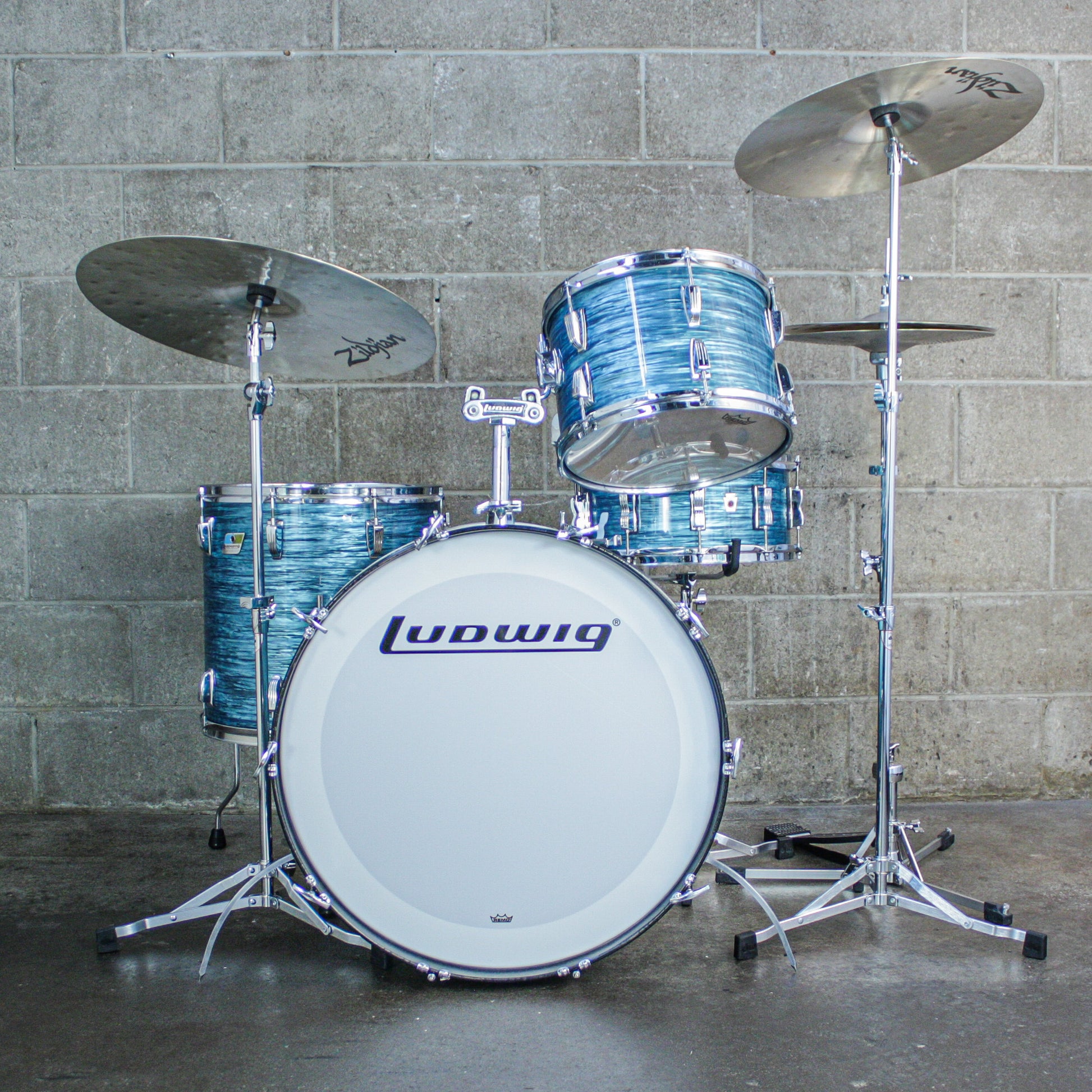 Ludwig 1977–78 Ludwig 4-Piece Drum Kit – Turquoise Oyster Rewrap – 6-Ply Maple – Netflix “Ginny & Georgia”