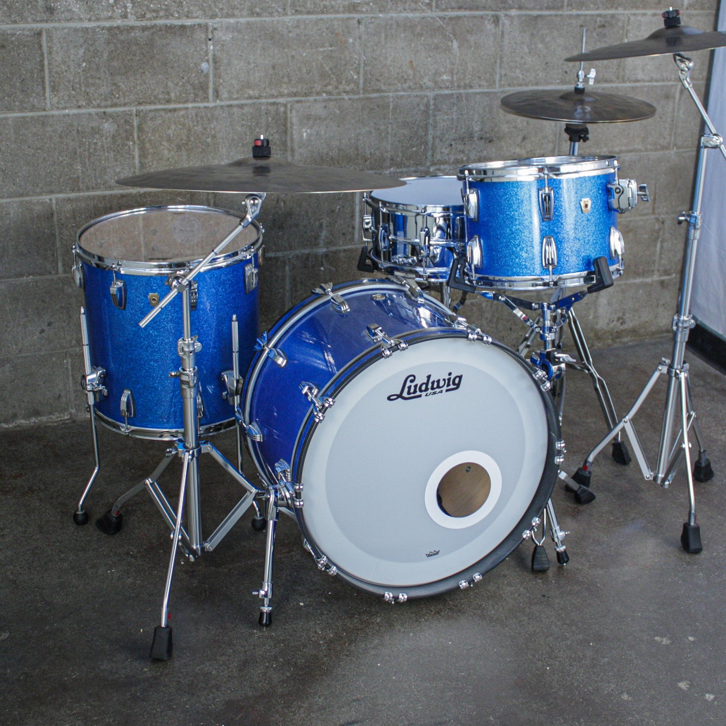 Ludwig Classic Maple Blue Sparkle Fab 3 Piece Kit