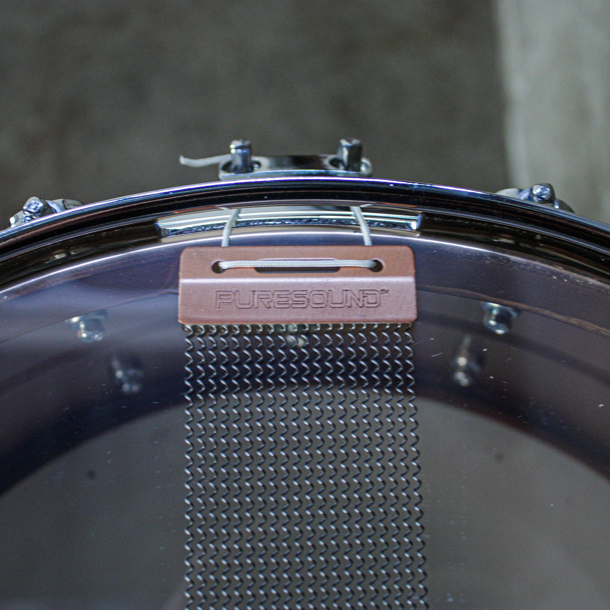 Pearl 5.5" x 14" Pearl Bronze Sensitone Snare Drum with Tube Lugs - Early 2000's