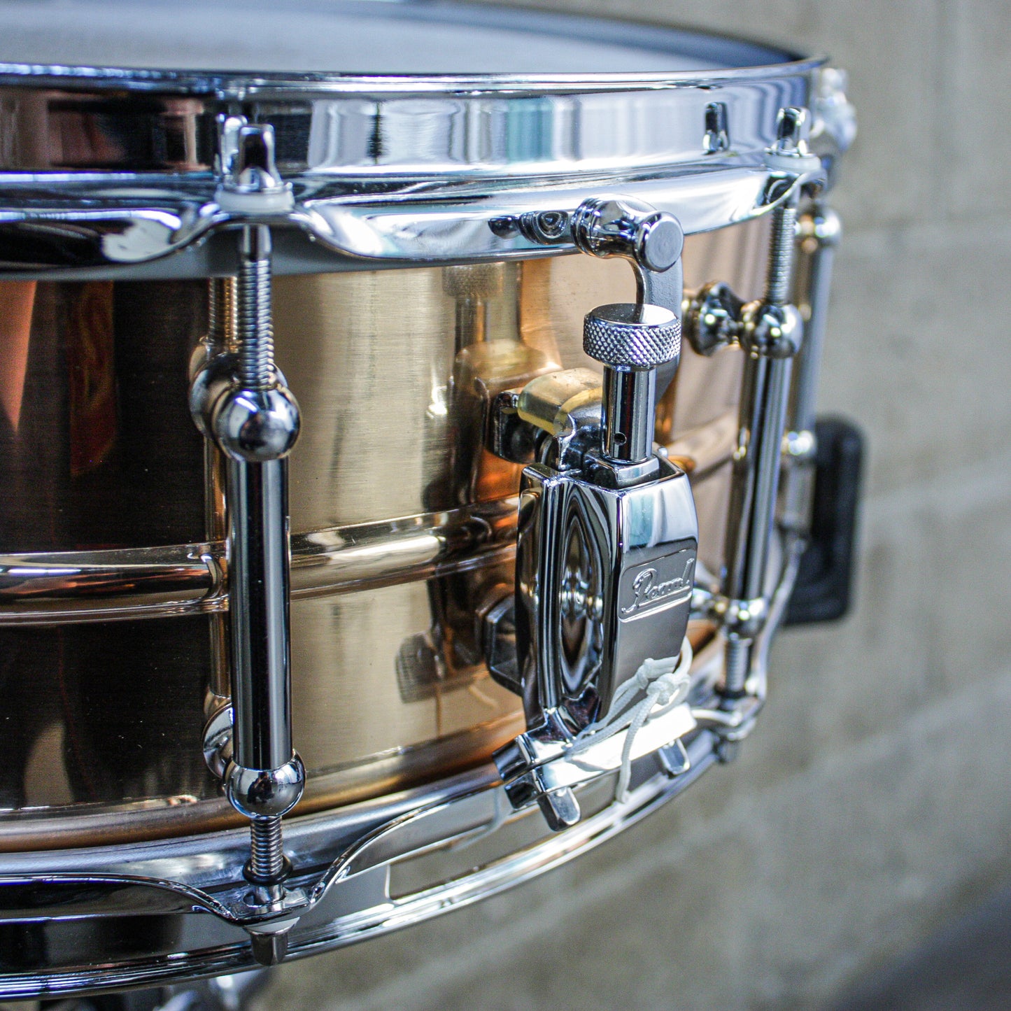 Pearl 5.5" x 14" Pearl Bronze Sensitone Snare Drum with Tube Lugs - Early 2000's