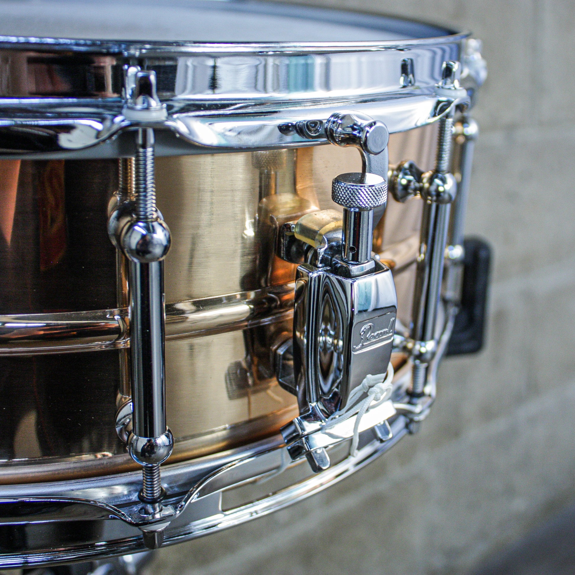 Pearl 5.5" x 14" Pearl Bronze Sensitone Snare Drum with Tube Lugs - Early 2000's
