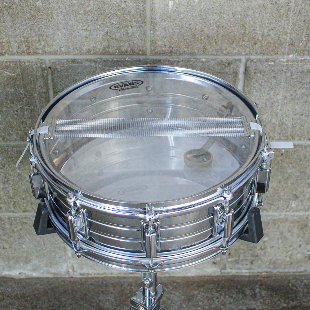 Pearl 80s Chrome Over Steel 10 Lug Snare Drum.