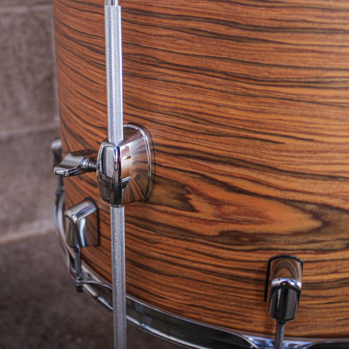 Pearl Decade Maple 5-Piece Shell Pack (22,10,12,16,SD) - Satin Caramel Veil