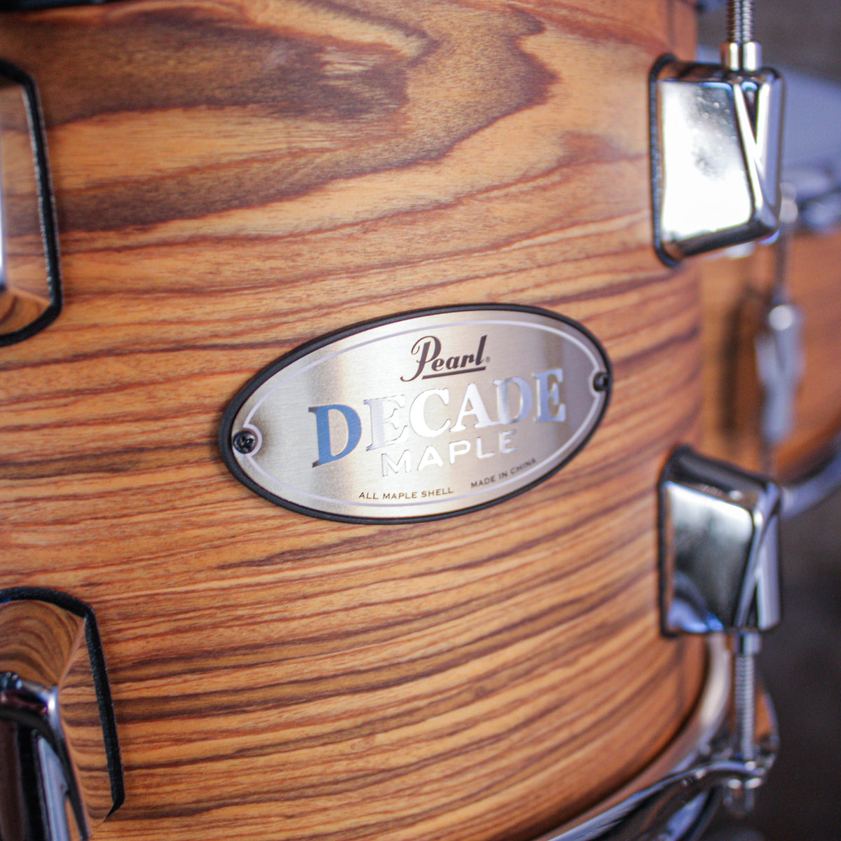 Pearl Decade Maple 5-Piece Shell Pack (22,10,12,16,SD) - Satin Caramel Veil