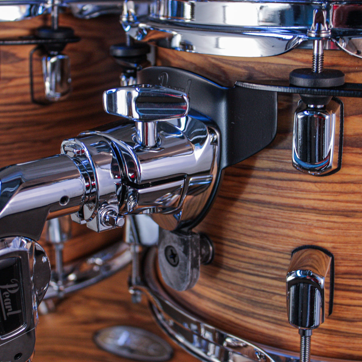 Pearl Decade Maple 5-Piece Shell Pack (22,10,12,16,SD) - Satin Caramel Veil