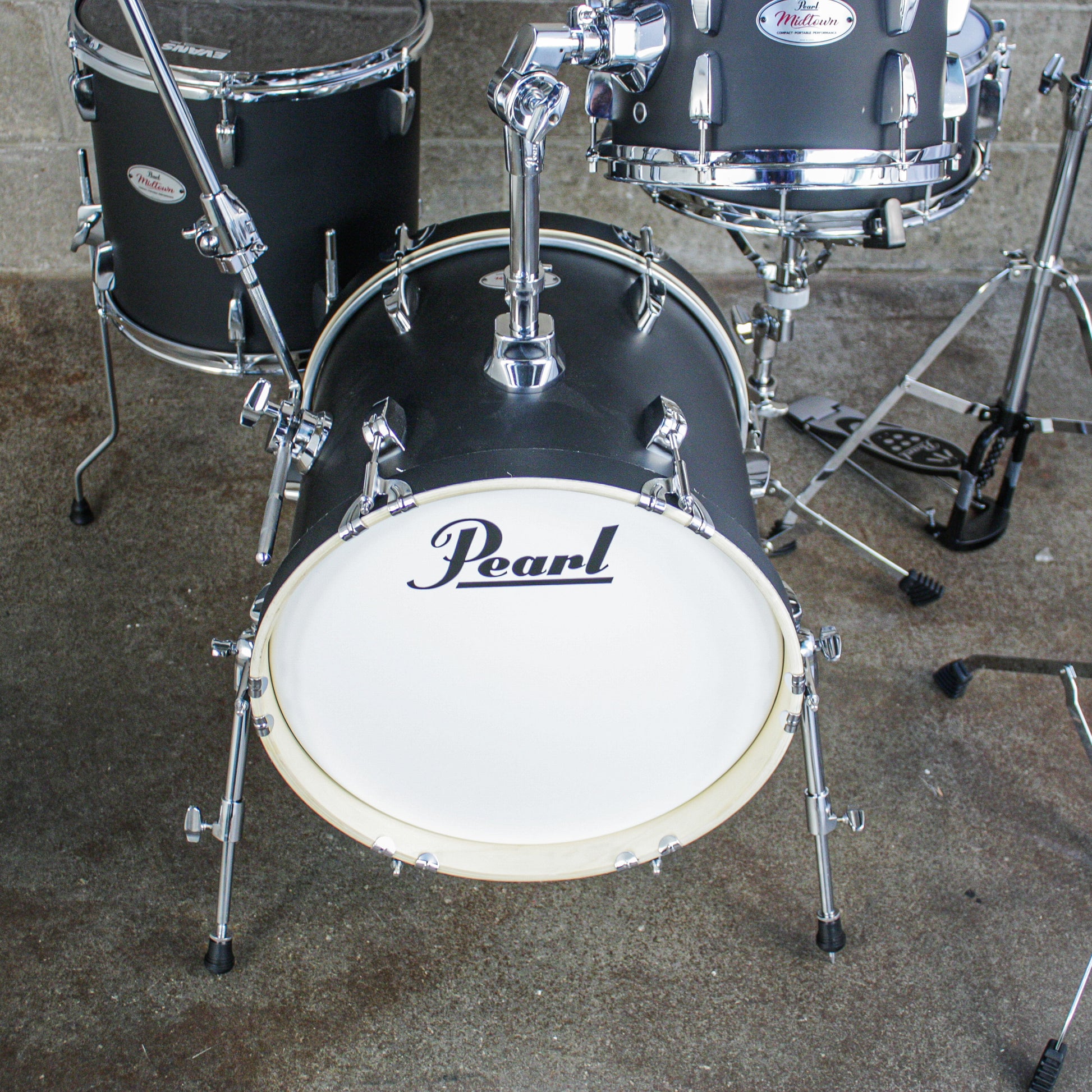 Pearl Midtown 4-Piece Drum Kit (16,10,13,SD) with Hardware - Matte Asphalt Black