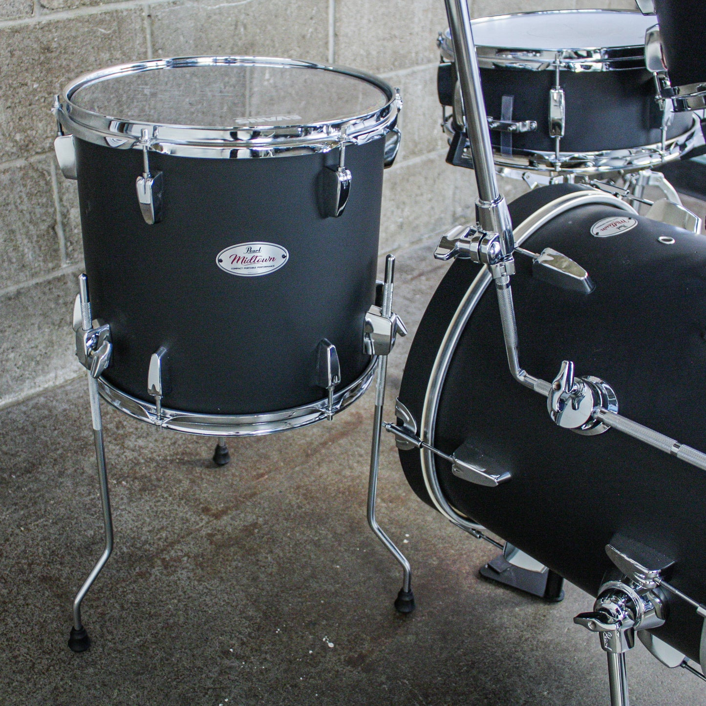 Pearl Midtown 4-Piece Drum Kit (16,10,13,SD) with Hardware - Matte Asphalt Black