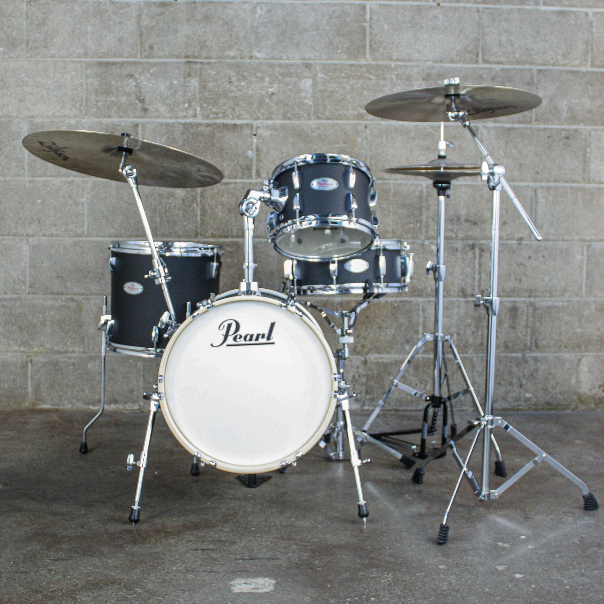 Pearl Midtown 4-Piece Drum Kit (16,10,13,SD) with Hardware - Matte Asphalt Black