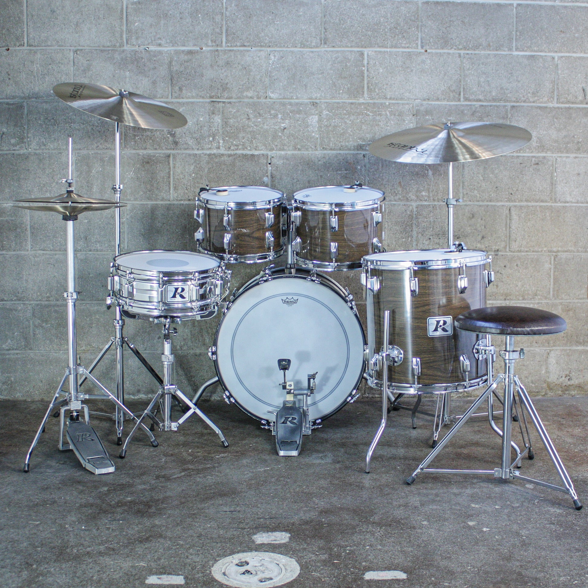 Rogers Londoner V Drum Kit – 1977 Big R Era – New Mahogany – Complete Memriloc Hardware