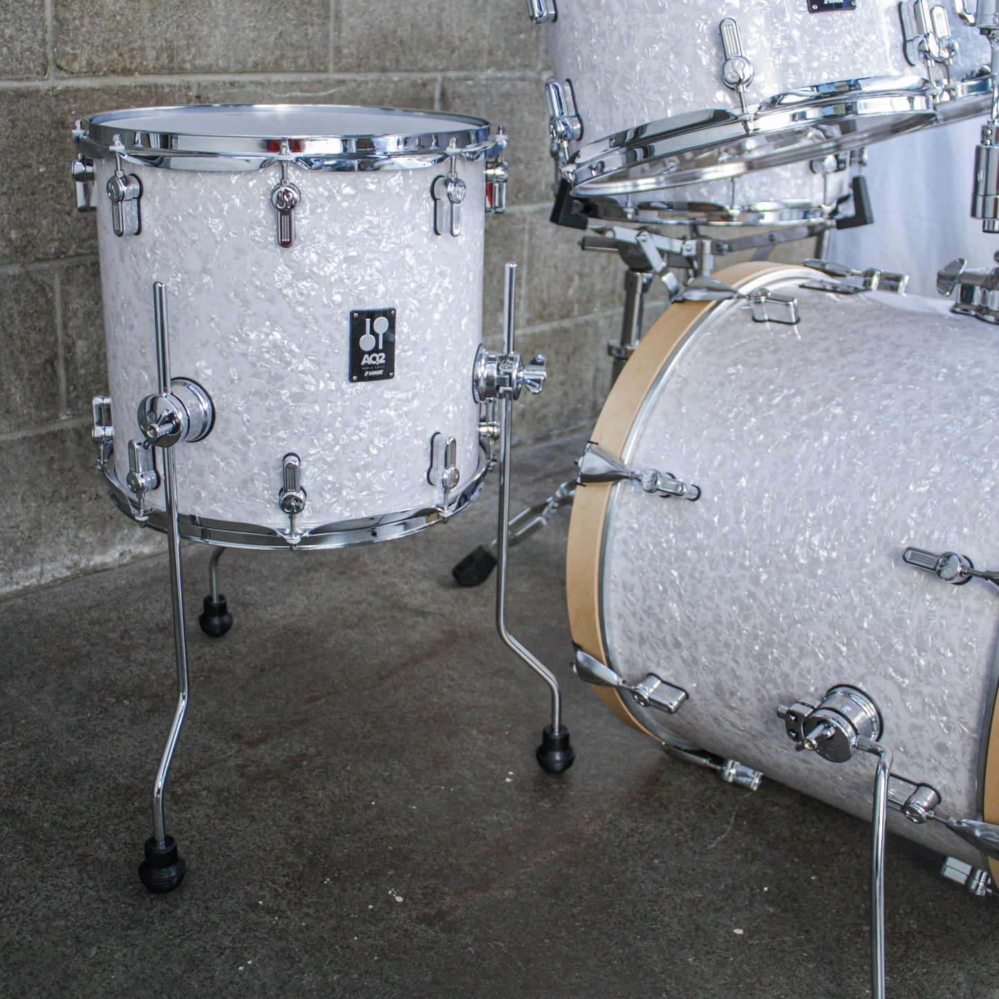 Sonor AQ2 White Marine Pearl 5 Piece Kit