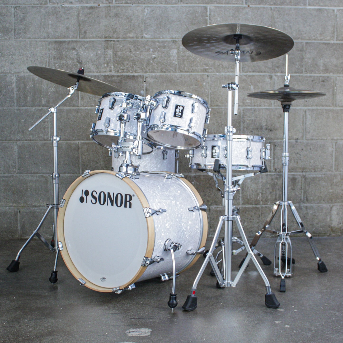 Sonor AQ2 White Marine Pearl 5 Piece Kit