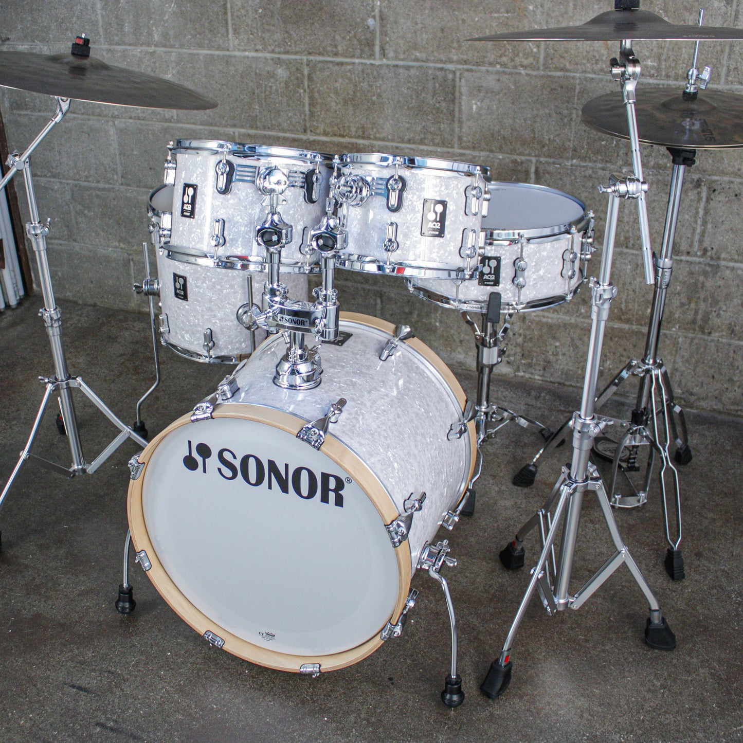 Sonor AQ2 White Marine Pearl 5 Piece Kit