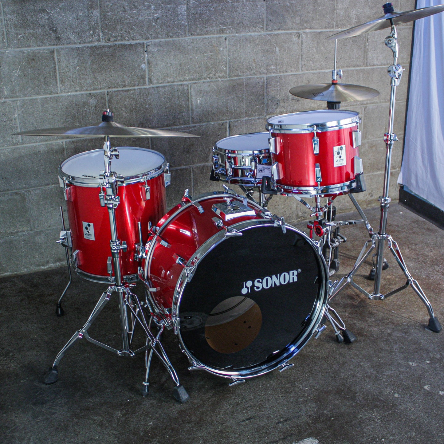 Sonor Phonic 1984 Drum Kit in Candy Apple Red (KR)