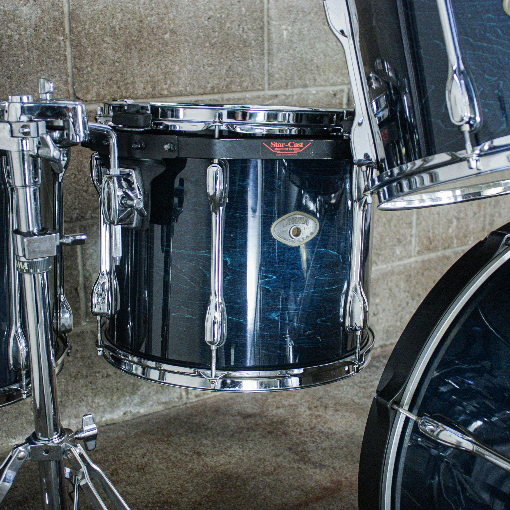 Tama Late 90s/Early 00s Rockstar Custom in Custom Blue (22/16/14/12/10/SNR) with Hardware