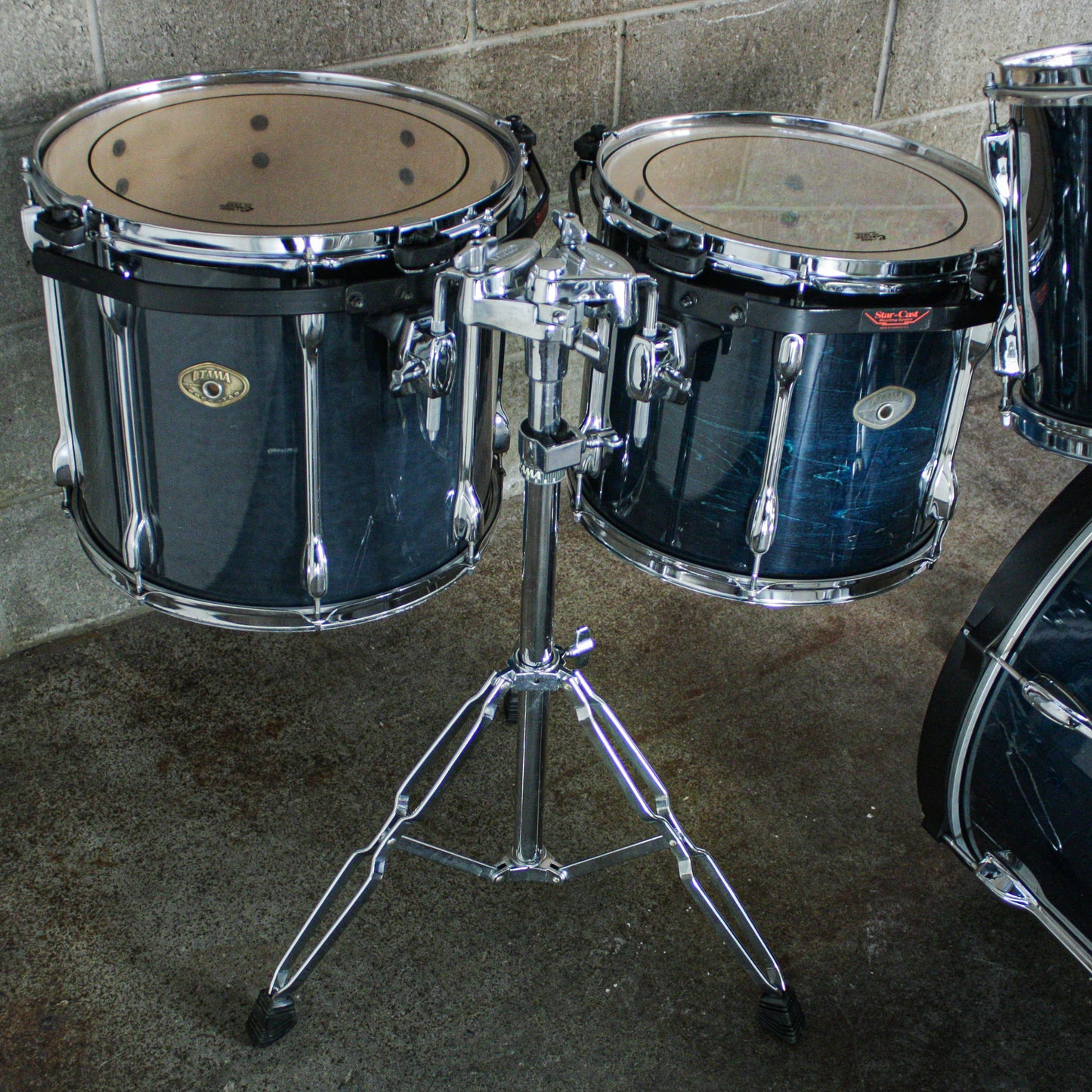 Tama Late 90s/Early 00s Rockstar Custom in Custom Blue (22/16/14/12/10/SNR) with Hardware