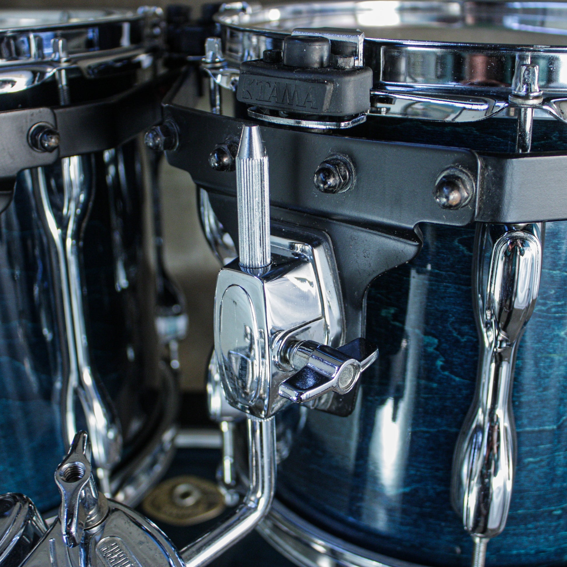 Tama Late 90s/Early 00s Rockstar Custom in Custom Blue (22/16/14/12/10/SNR) with Hardware