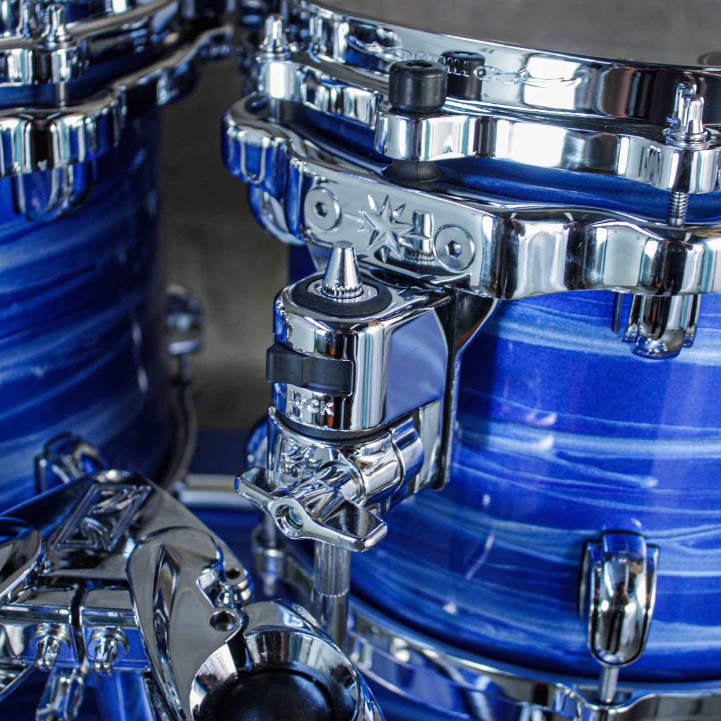Tama Starclassic Walnut/Birch 4-Piece Shell Pack (22,10,12,16) - Laquer Ocean Blue Ripple