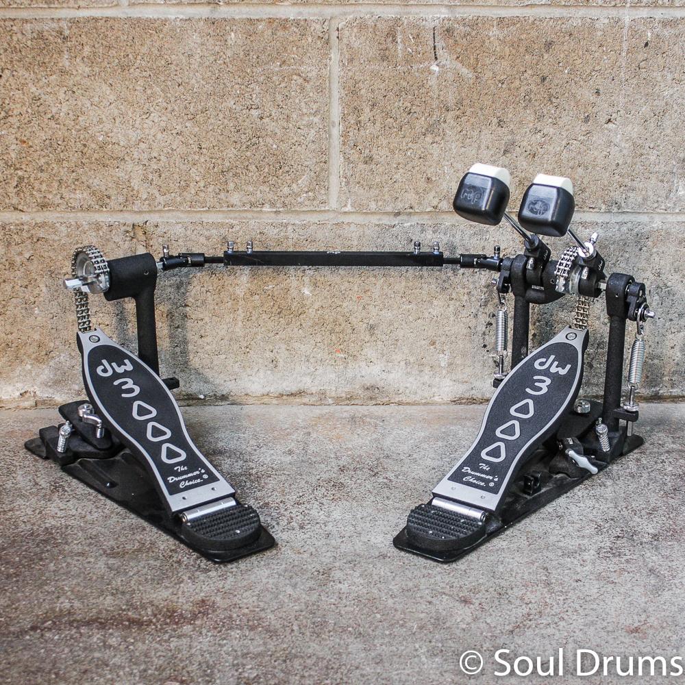 DW 3002 Double Bass Pedal