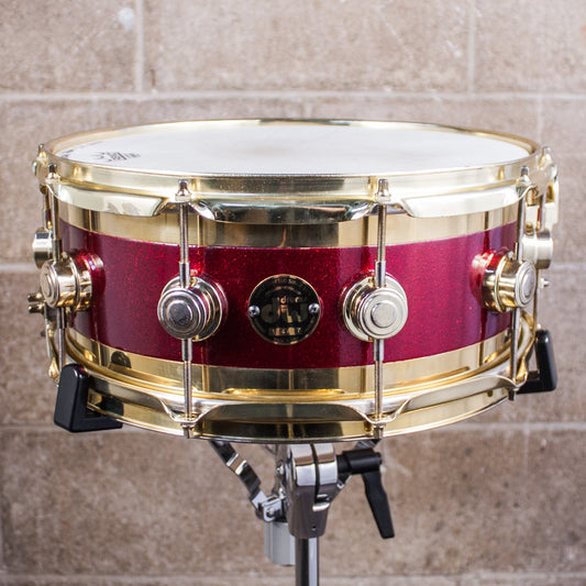 Neil Peart’s DW EDGE Red Sparkle Lacquer/Brass Snare Drum