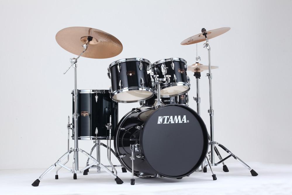 Tama Imperialstar Drum Set w/ 20" Bass Drum